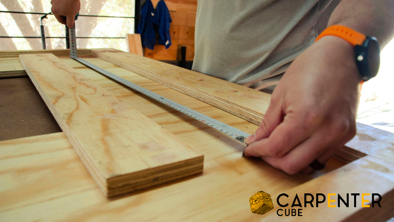 featured-image-expert-creating-a-project-6-tips-for-hiring-the-best-woodworking-company-wood-working-carpenter-cube-singapore