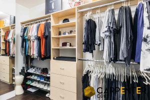 maximize-space-efficiency-the-ultimate-guide-to-creating-your-walk-in-wardrobe-in-singapore-walk-in-wardrobe-carpenter-cube-singapore